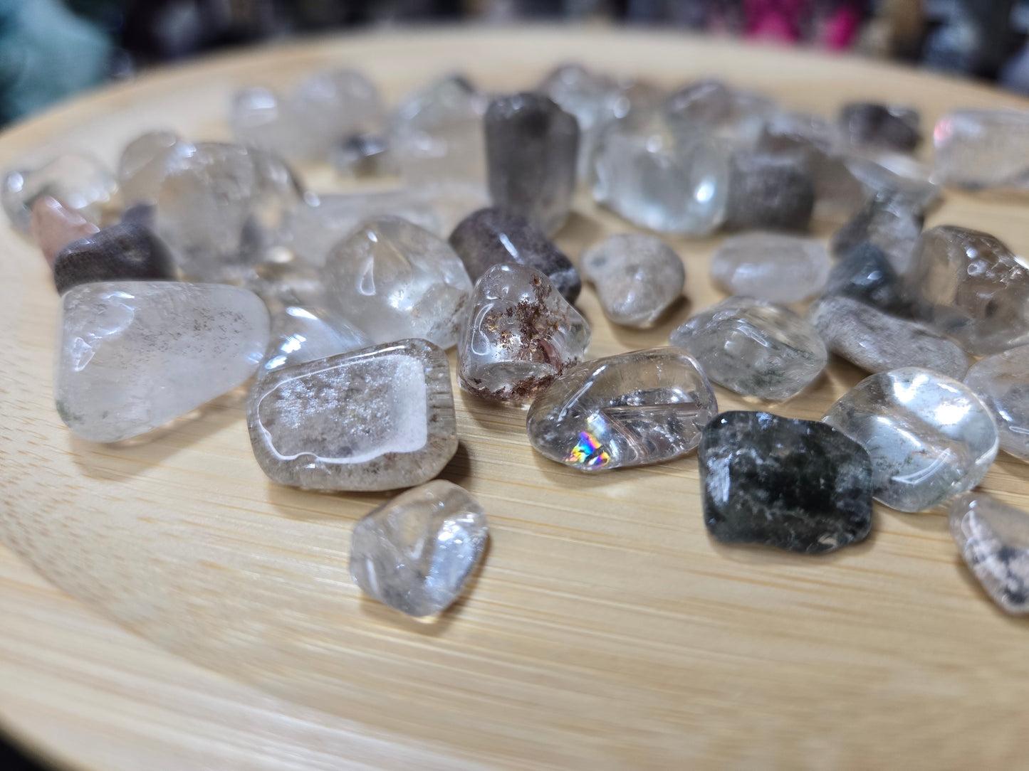 Inclusion Quartz Chips